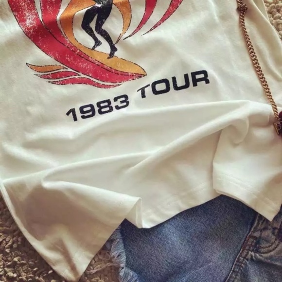 SOLD OUT The Beach Boys 1983 Tour Graphic Band Music Tee - Picture 4 of 5